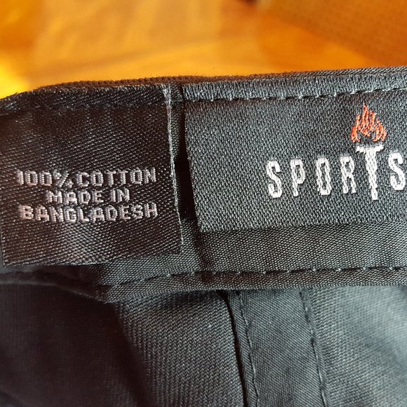 MARVEL LOGO CAPS BUNDLE (*SMALL FLAWS*) - 3 Adjustable Size Hats - Picture 5 of 7